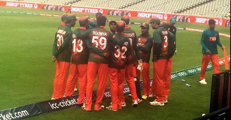 Bangladesh bowl first against India