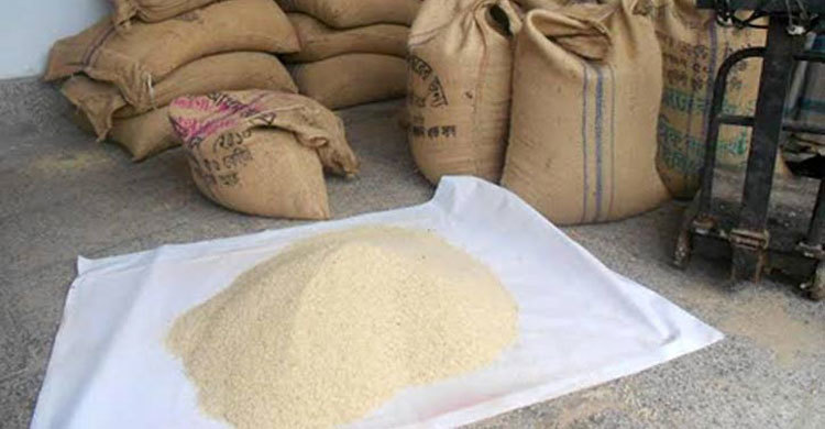 ধুনটে ১০ টাকা কেজির চাল ৩৩ টাকায় বিক্রি!