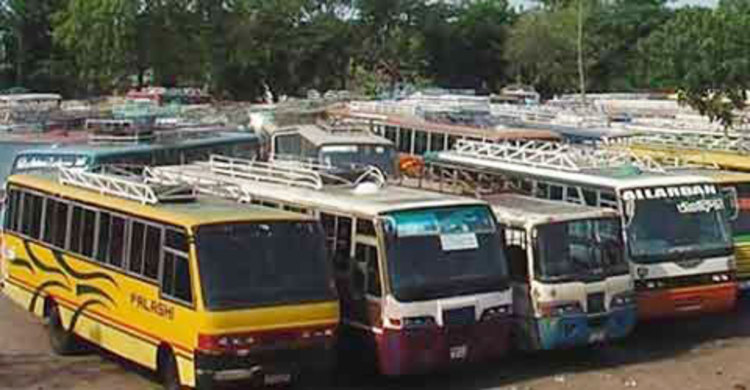 নাটোরে ঘোষণা ছাড়াই বাস চলাচল বন্ধ, বিপাকে জনসাধারণ