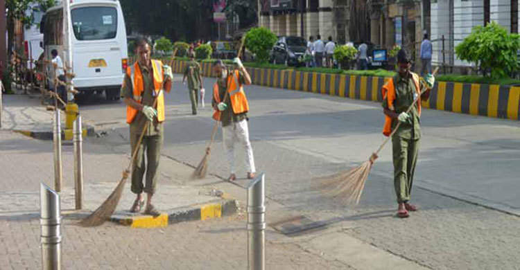 ঝাড়ুদার নিয়োগে বাণিজ্য!