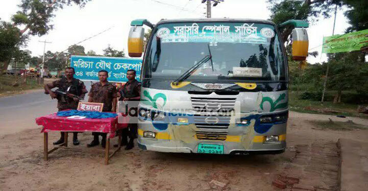 টেকনাফে অর্ধলাখ পিস ইয়াবাসহ বাস জব্দ