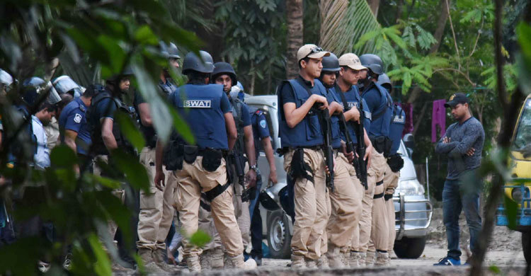 সীতাকুণ্ডে জঙ্গি আস্তানায় অভিযানে নিহত ২