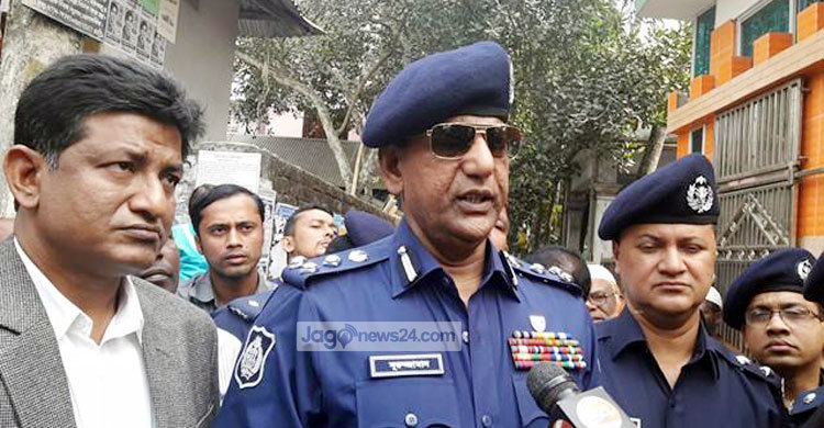 স্বাধীনতায় অবিশ্বাসীরাই সন্ত্রাসী কার্যক্রম চালাচ্ছে : ডিআইজি