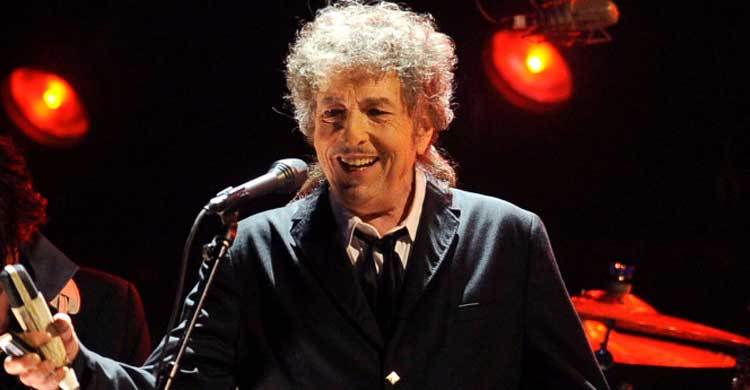 Bob Dylan wins Nobel Literature Prize 