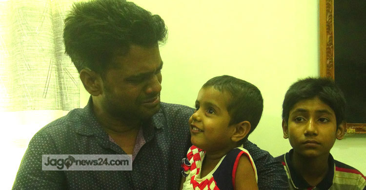 অবশেষে বাবার কোলে ফিরল সেই মাইশা