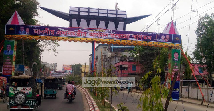 প্রধানমন্ত্রীর আগমন উপলক্ষে ফরিদপুরে উৎসবের আমেজ