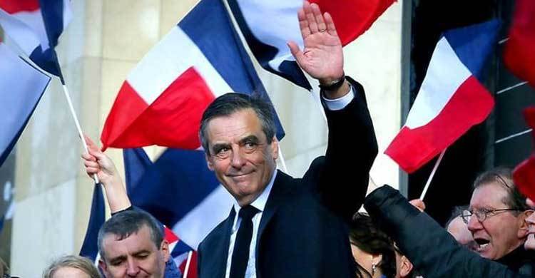 Juppe will not replace scandal-hit Fillon