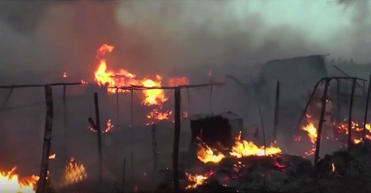 Two police men identified over torching Gaibandha Saontal houses