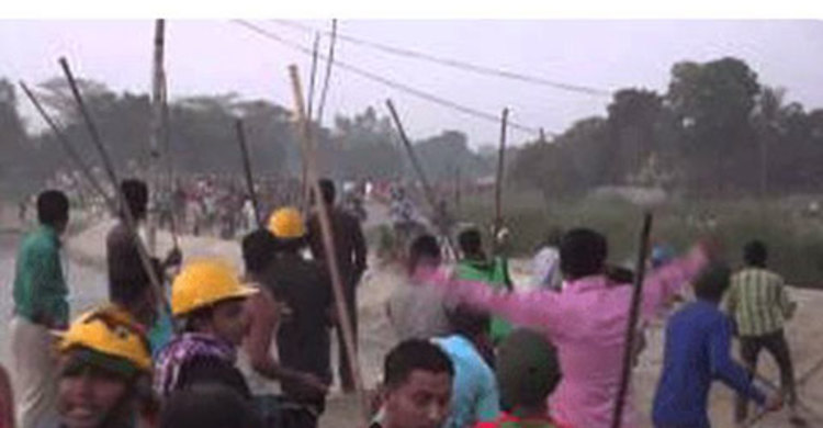 দুই গ্রামবাসীর সংঘর্ষে অর্ধশতাধিক আহত