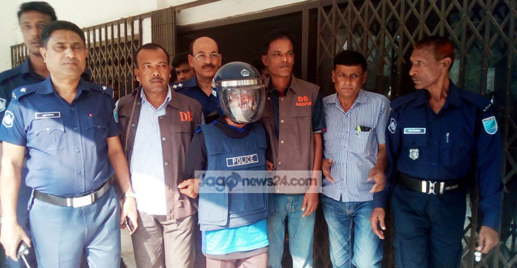 প্রিজন ভ্যানে বোমা নিক্ষেপকারী মোস্তফা কামাল রিমান্ডে