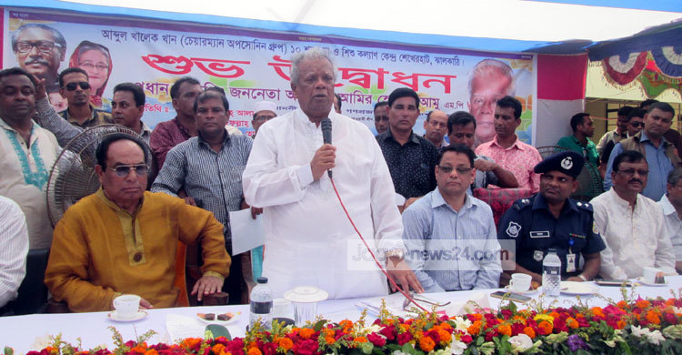 জিয়াউর রহমান মুক্তিযোদ্ধার সাইনবোর্ড লাগিয়ে ছিলেন : শিল্পমন্ত্রী 