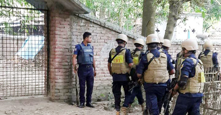 ‘জঙ্গি আস্তানায়’ থাকা শিশুদের বের করে দেয়ার আহ্বান