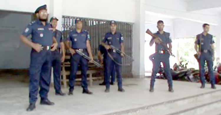 জয়পুরহাটে ৯ জঙ্গিকে আদালতে হাজির 