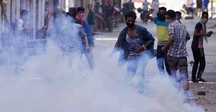 Kashmir unrest: Injured on Friday boy succumbs, toll reaches 91
