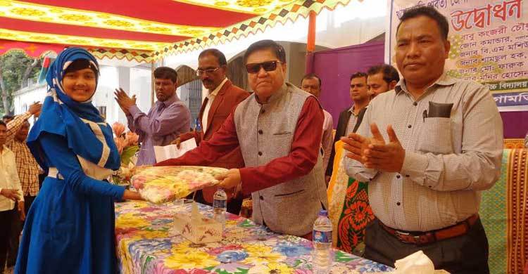 ‘জিপিএ-৫ নয় শিক্ষার গুণগত মান বাড়াতে হবে’