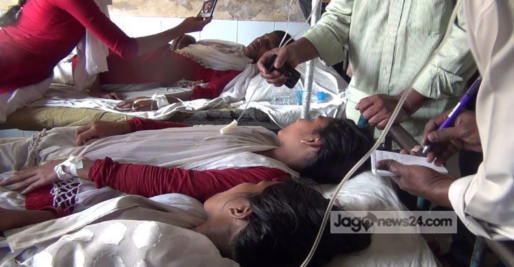 করিমগঞ্জে অসুস্থ হয়ে ১২ স্কুলছাত্রী হাসপাতালে