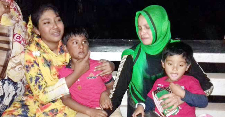 ‘মায়ের কাছে দিলে আমরা আত্মহত্যা করবো’