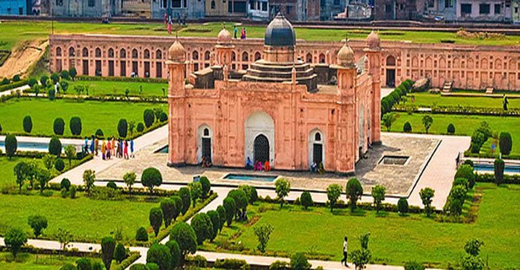 SC for removing private structure from Lalbagh Kella