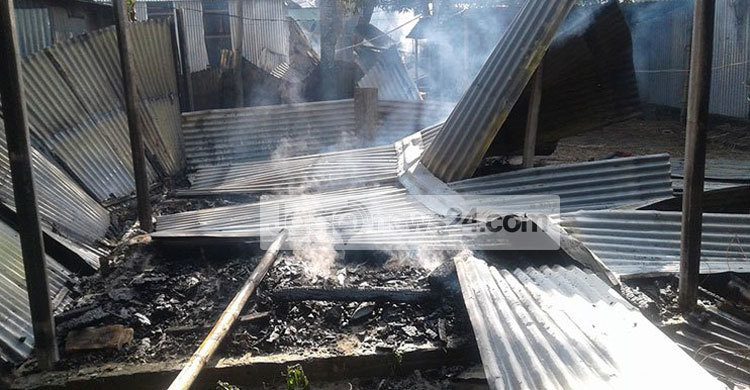 রায়পুরায় টেঁটাযুদ্ধ : ৫ গ্রাম পুরুষশূন্য