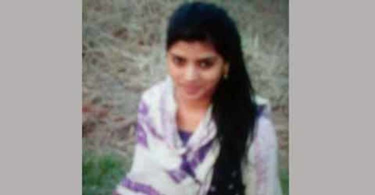 অবশেষে চলেই গেল সোনিয়া