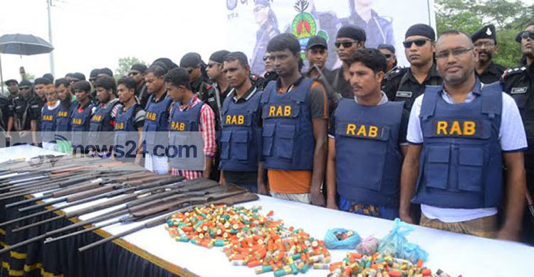 আত্মসমর্পণ করা সেই ১১ জলদস্যু জামিনে মুক্ত   