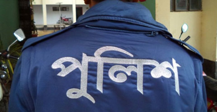 পুলিশের মোটরসাইকেলের ধাক্কায় প্রাণ গেল শিশুর