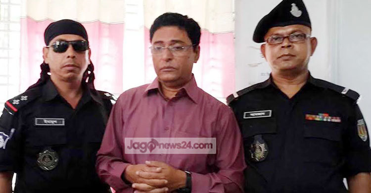 মঠবাড়িয়ায় ভুয়া চিকিৎসক আটক