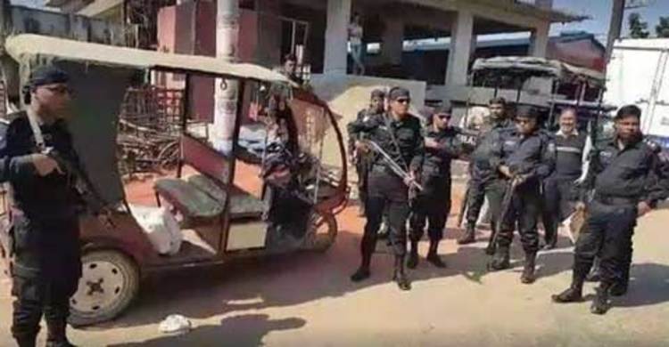 কক্সবাজারে বোমা তৈরির সরঞ্জামসহ মিয়ানমারের ২ নাগরিক আটক