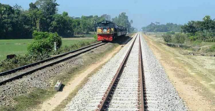নেত্রকোনায় ট্রেনে কাটা পড়ে একজন নিহত