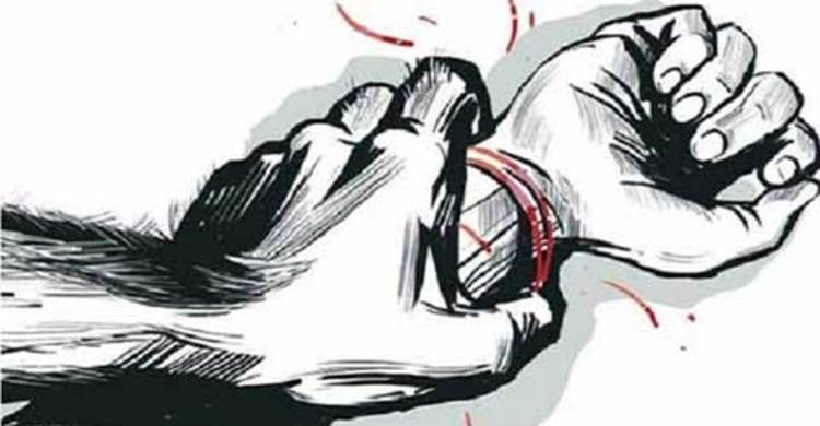 ইউপি চেয়ারম্যানের হাতে গৃহবধূ ধর্ষণের শিকার