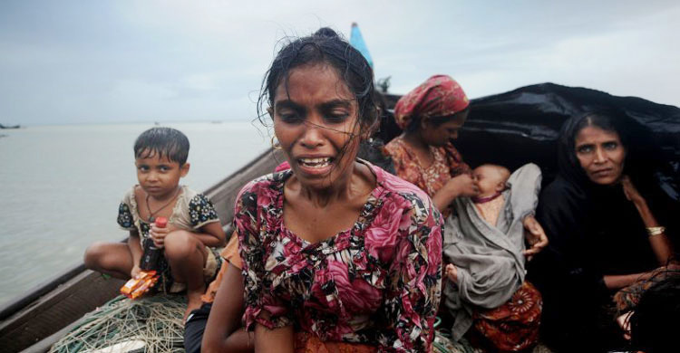 রোহিঙ্গাদের আরো ৯ নৌকা ফেরত পাঠালো বিজিবি