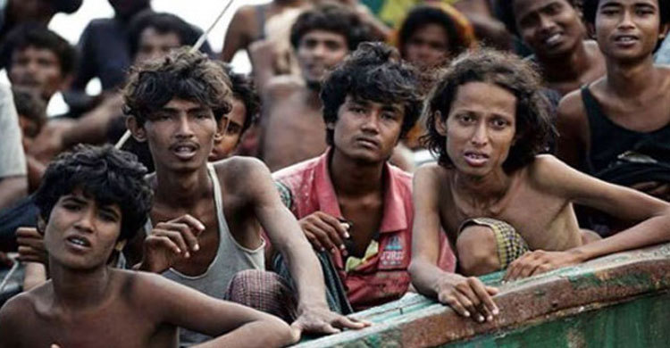 ২২ রোহিঙ্গাসহ ৪ নৌকা ফেরত পাঠালো বিজিবি