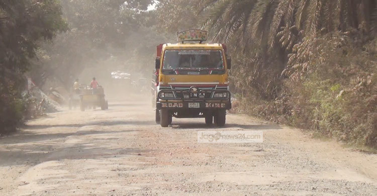 দুর্ভোগের অন্ত নেই সাতক্ষীরার সড়ক-মহাসড়কে