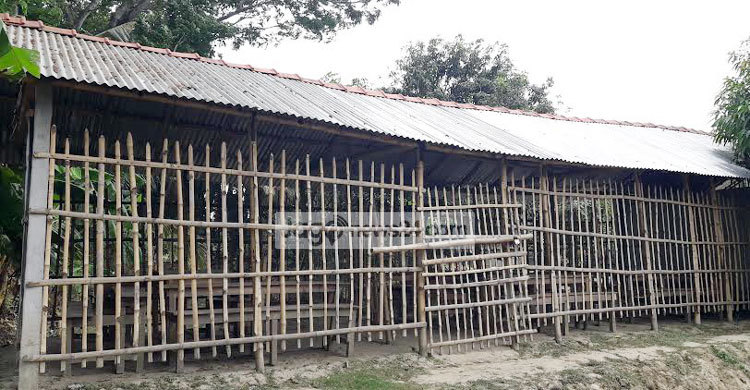 নেই শিক্ষক-শিক্ষার্থী তবুও জাতীয়করণের অপেক্ষা