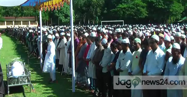 স্ত্রীর পাশে চিরনিদ্রায় শায়িত এম আর খান