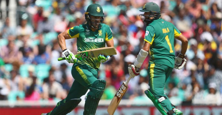 South Africa set 300 runs target for Sri Lanka