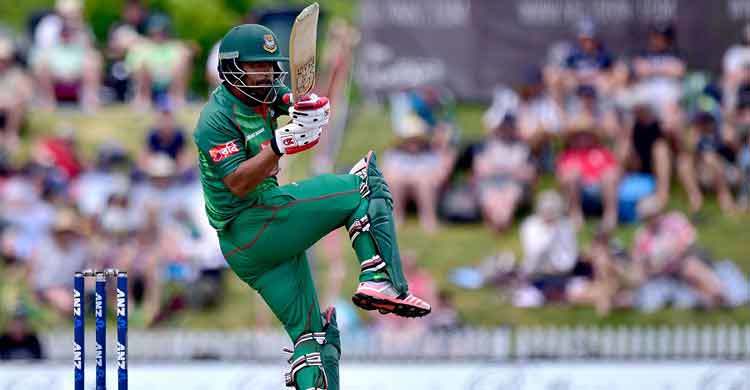 Tamim falls early