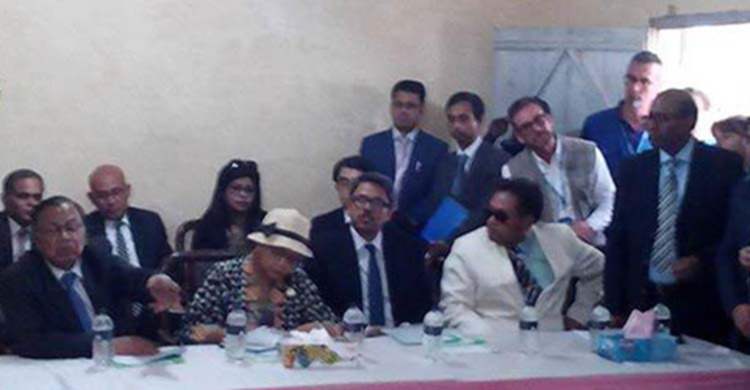 রোহিঙ্গাদের খোঁজ-খবর নিতে উখিয়ায় ইন্দোনেশিয়ার পররাষ্ট্রমন্ত্রী