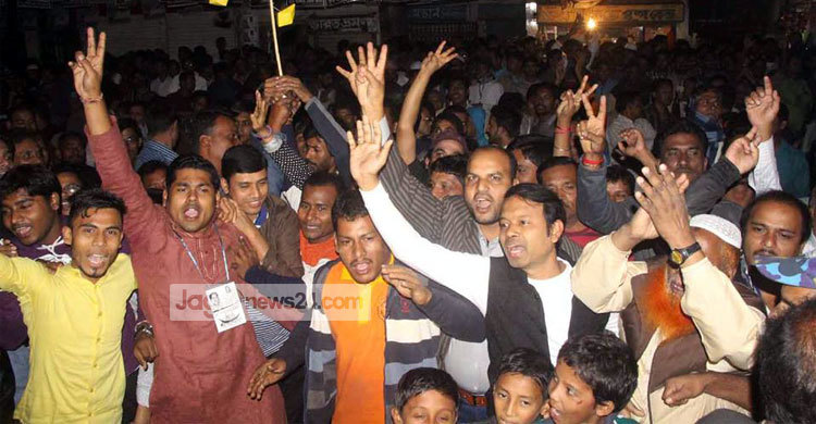 উল্লাসে মেতে উঠেছেন আইভীর সমর্থকরা