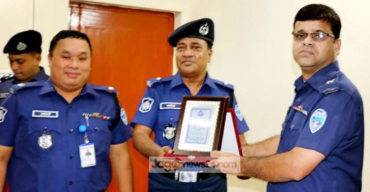 কক্সবাজারের শ্রেষ্ঠ ওসি রনজিত বড়ুয়া
