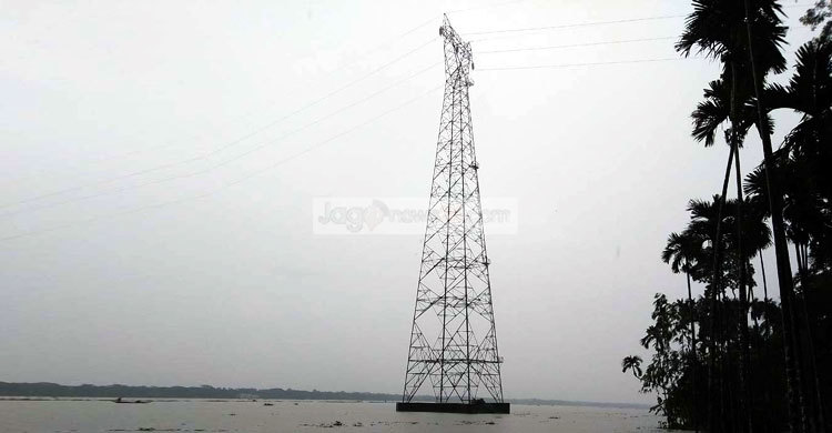 হুমকির মুখে রিভার ক্রসিং টাওয়ার : আতঙ্কে এলাকাবাসী