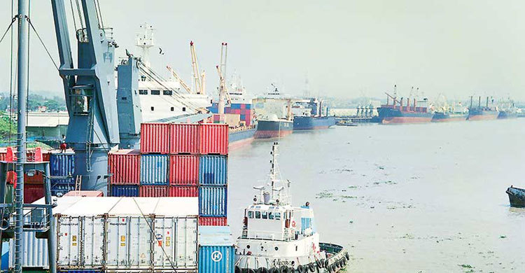 আমদানির ৫৫ হাজার টন চাল নিয়ে চট্টগ্রামে ২ জাহাজ