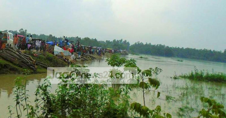 ত্রাণের অপেক্ষায় তিস্তা পাড়ের মানুষ
