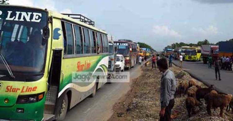 ঢাকা থেকে কুমিল্লা যেতে লাগছে ৮ ঘণ্টা