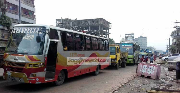 সকালে স্বাভাবিক, বিকেল থেকে তীব্র যানজট