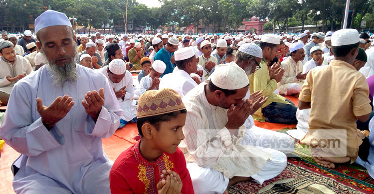 ব্রাহ্মণবাড়িয়ায় ঈদের প্রধান জামাত অনুষ্ঠিত