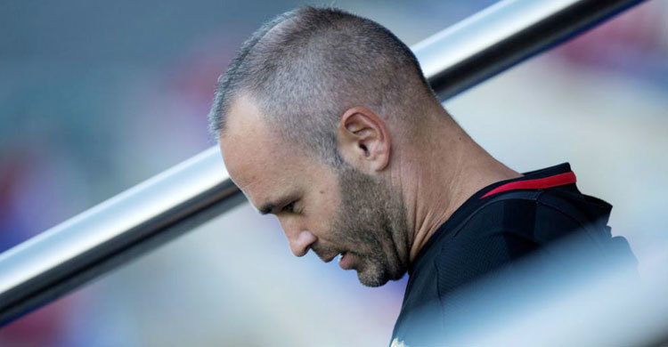 ইনিয়েস্তাও প্রত্যাখ্যান করলেন বার্সার প্রস্তাব