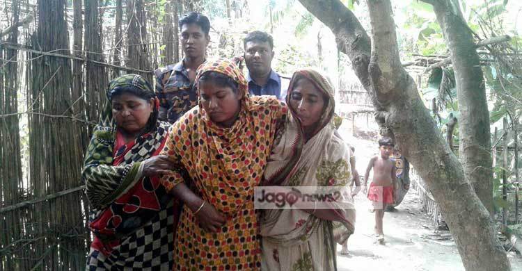 মামার সঙ্গে অবৈধ সম্পর্কের অপবাদ দিয়ে গৃহবধূকে নির্যাতন