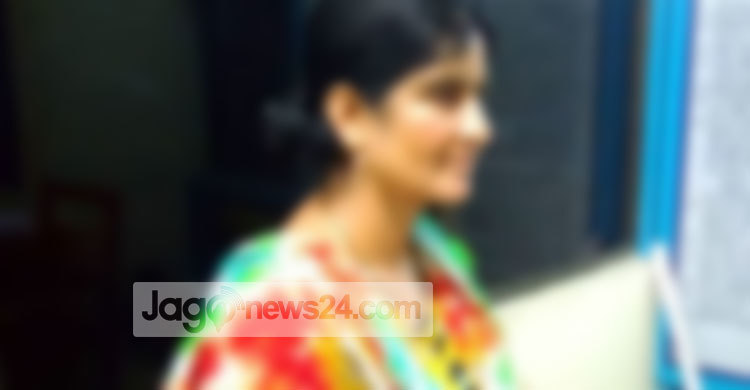 স্বামীর প্রেমিকার আগুনে দগ্ধ গৃহবধূ