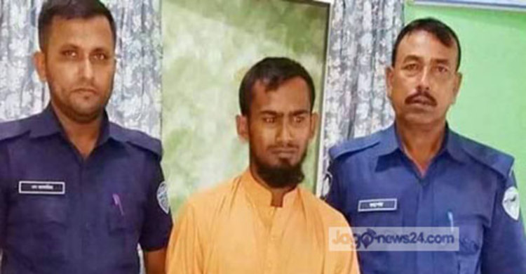 দুই হাজার পিস ইয়াবাসহ রোহিঙ্গা গ্রেফতার